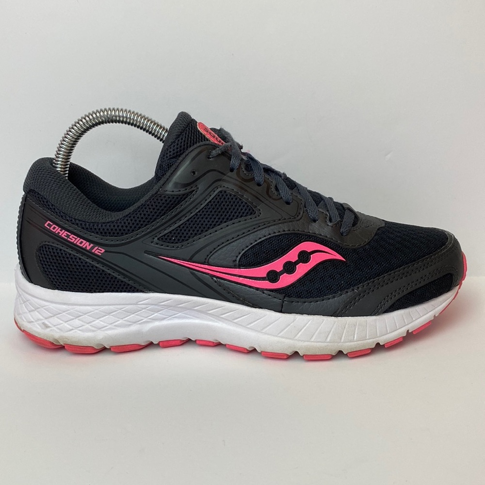 Women’s Saucony Cohesion 12 - Size 8.5 (Kids 7)